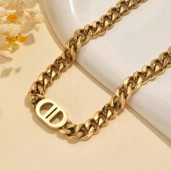 SALE 18k Gold Dior Designer Chain Necklace - Picture 1 of 3